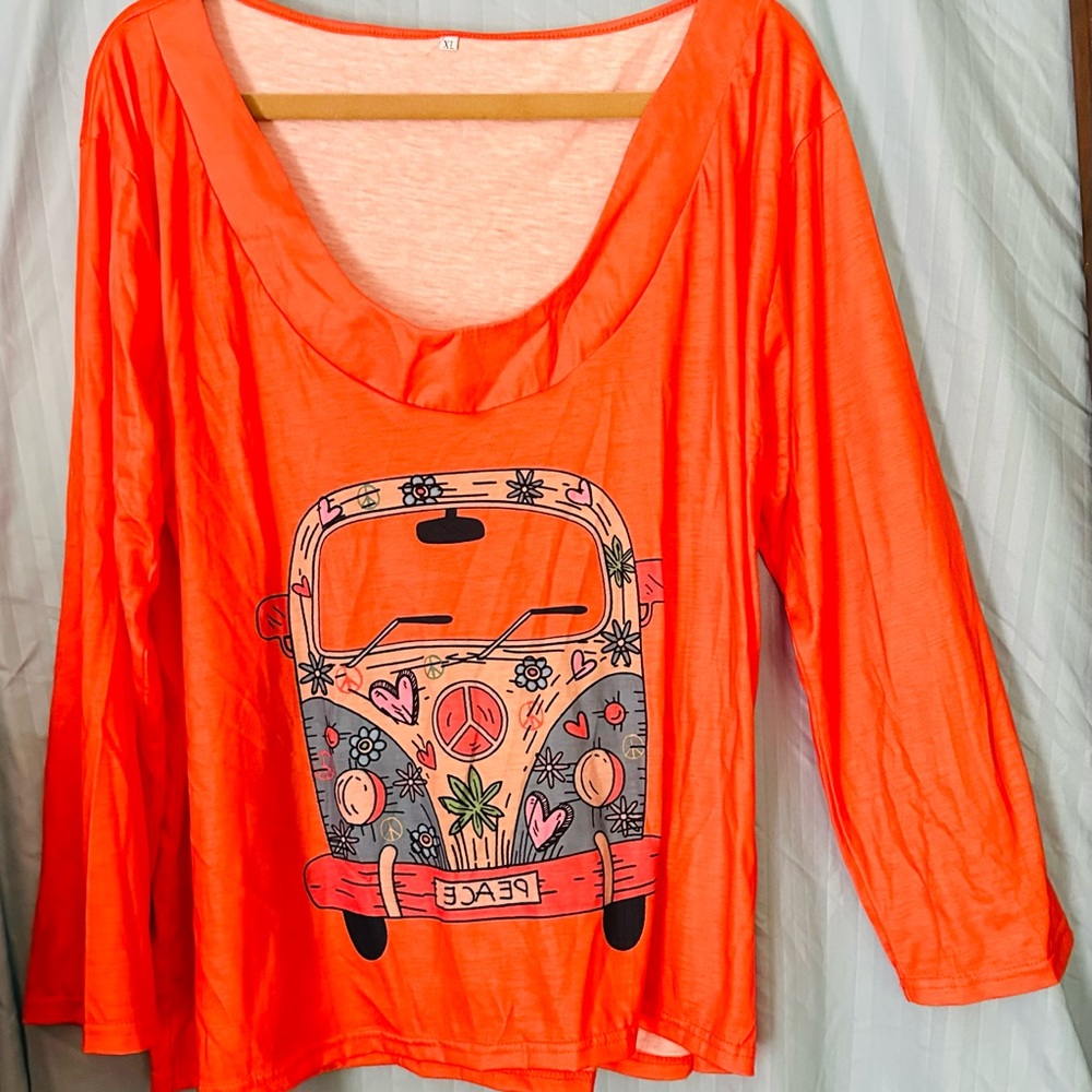 Casual pull over shirt. - Picture 2 of 3